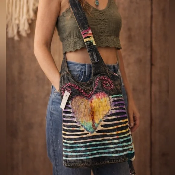Boho Heart Crossbody Bag - Multicolor - Picture 2 of 11
